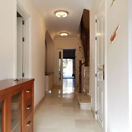 Townhouse La Duquesa 49 Apartment *