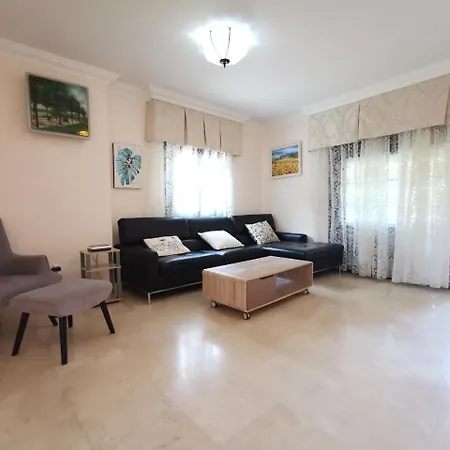 Townhouse La Duquesa 49 Apartment